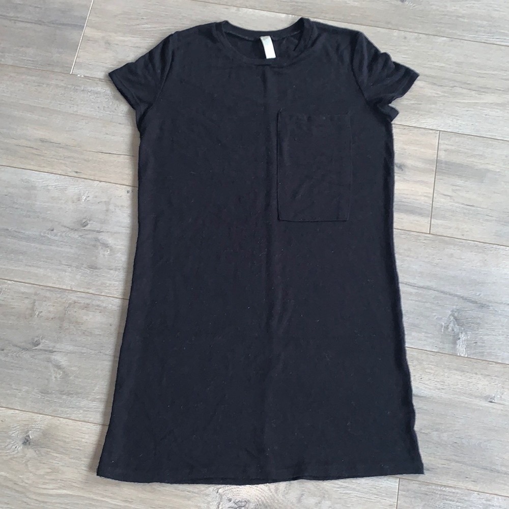 2/$25 Love Vintage Oversize Black Tee Tunic Small